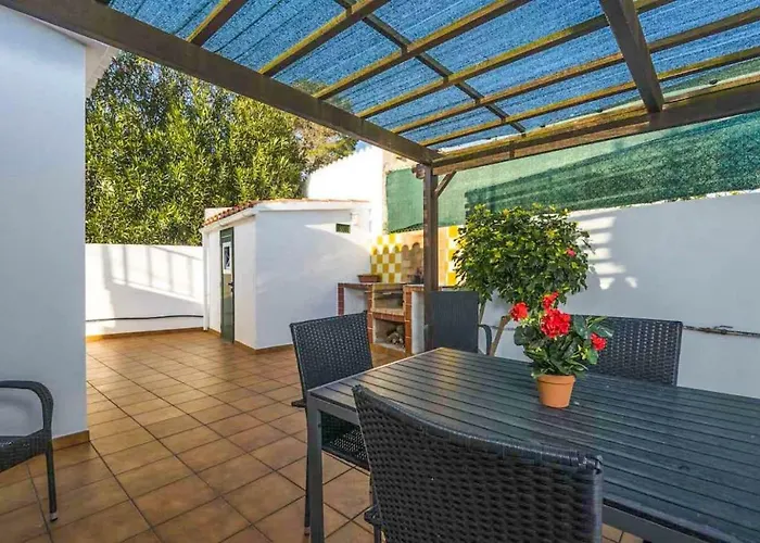 Maria Large Private Pool Ac Wifi